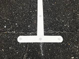 「ブーブーライン」テープと釘のセットT型|駐車場、駐輪場専用白線ラインテープ（グラスファイバー強化サーモプラスチック製）
